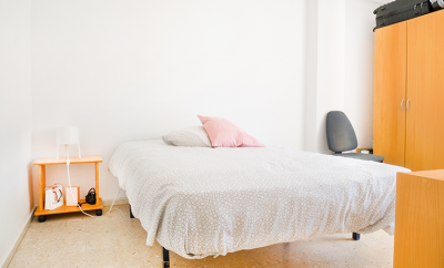 Habitación 100 – Calle Las Cruzadas